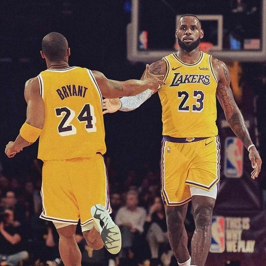 曼联欧联杯客场险胜，积分榜形势紧张（曼联欧联杯客场艰难取胜，积分形势趋紧）