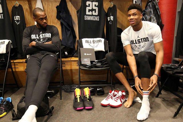 迪马：斯卡尔维尼右内收肌拉伤，将继续因伤缺阵（迪马：斯卡尔维尼右内收肌拉伤，仍将因伤缺席）