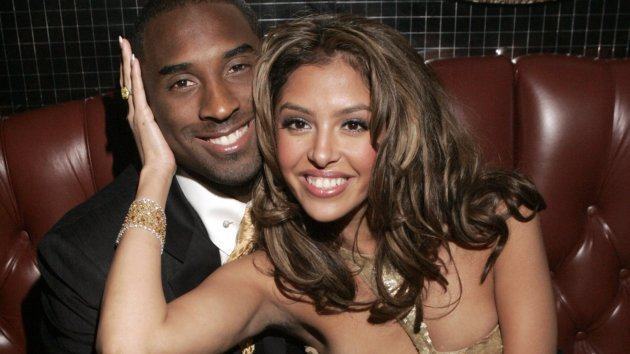 TA：因与阿隆索关系紧张，维尼修斯上月底告知老佛爷不想续约（TA：因与阿隆索关系不佳，维尼修斯上月底已告知弗洛伦蒂诺无意续约）