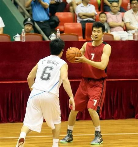 卡内达下课？辽宁罗马诺：浙江队会换帅，新帅并非波耶特（卡内达将下课？辽宁罗马诺称浙江队确定换帅，新帅不是波耶特）