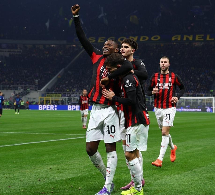 足球世界杯裁判否认偏袒传闻（世界杯裁判发声：未偏袒任何一方）