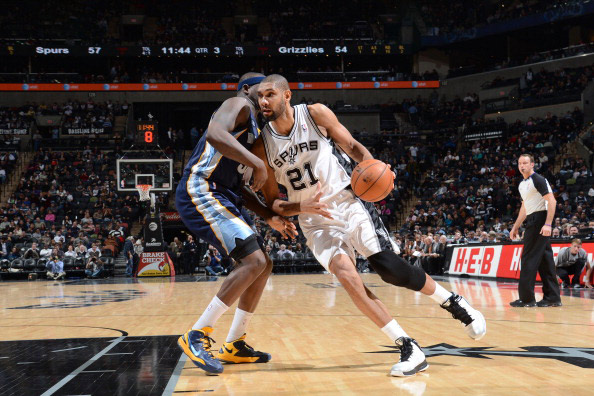 26分高调逆袭！桑德兰复古流球风爆火，熬过非洲杯就冲欧战？（26分强势回升！桑德兰复古风爆红，挺过非洲杯就剑指欧战？）