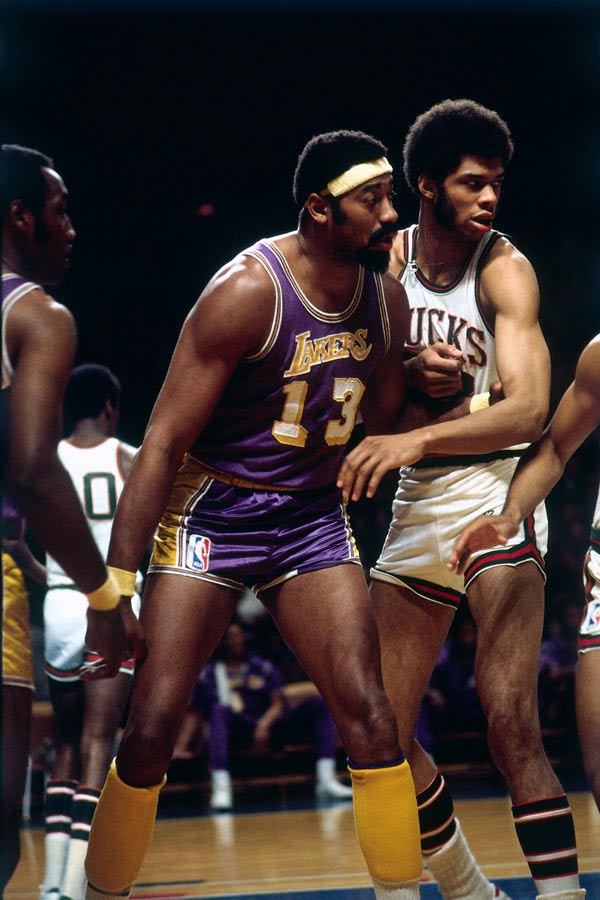 尤文本赛季税前年薪前20：弗拉霍维奇2220万第1，戴维1110万（尤文本季税前年薪榜TOP20：弗拉霍维奇2220万领跑，戴维1110万）