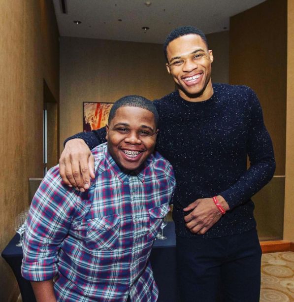 恩梅加：今天丢球丢得太容易，球队的防守还有待加强（恩梅加：今日失球太轻易，防守端亟需加强）