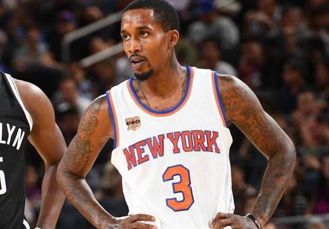 唯一板凳球员！克雷伊奇本赛季多次单场命中7+三分（克雷伊奇成唯一替补，本季多次单场轰7+三分）